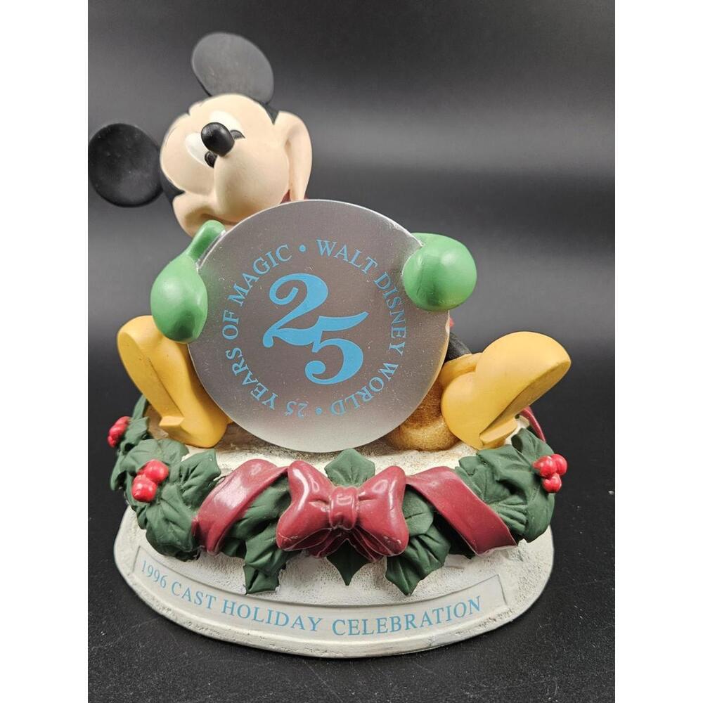 Disney World 25th Anniversary CAST HOLIDAY Celebration 1996 Mickey Figurine